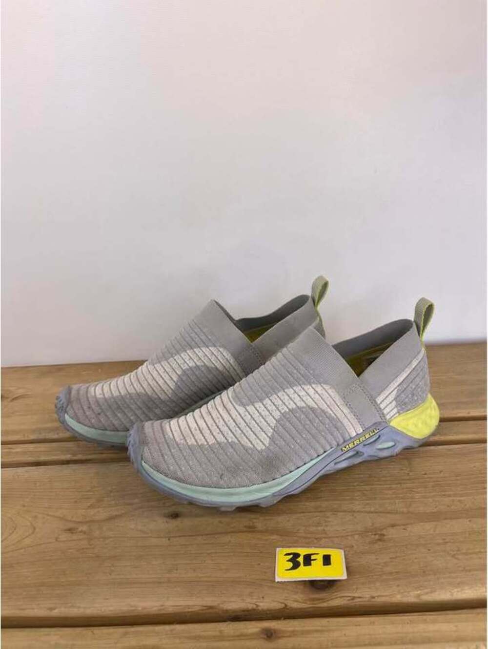 Merrell Slip-On Sneakers Women's Size 8.5